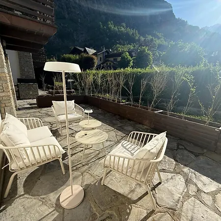 2br Terrace Mont Blanc View & Parking *